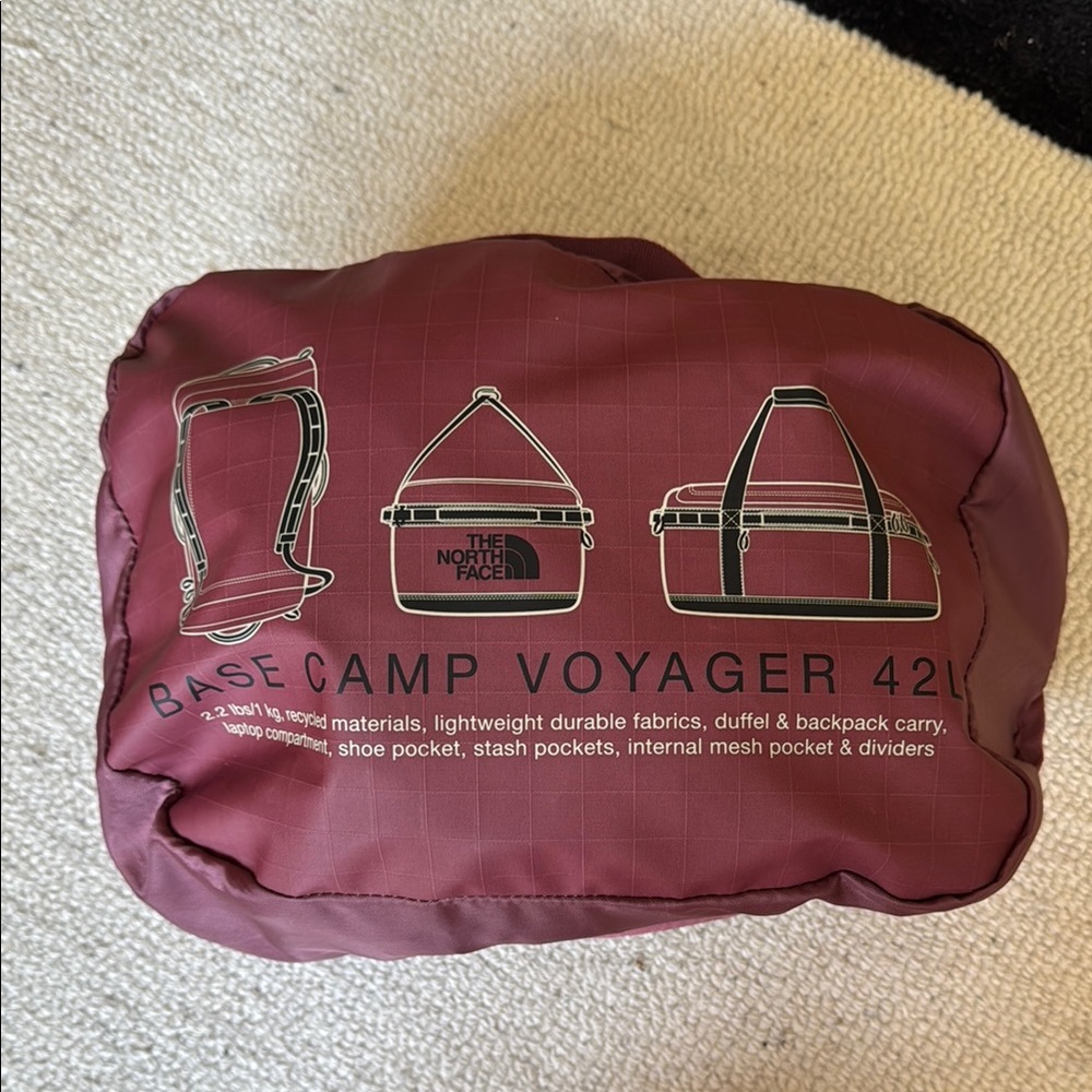 The North Face Base Camp Voyager Duffle 42L